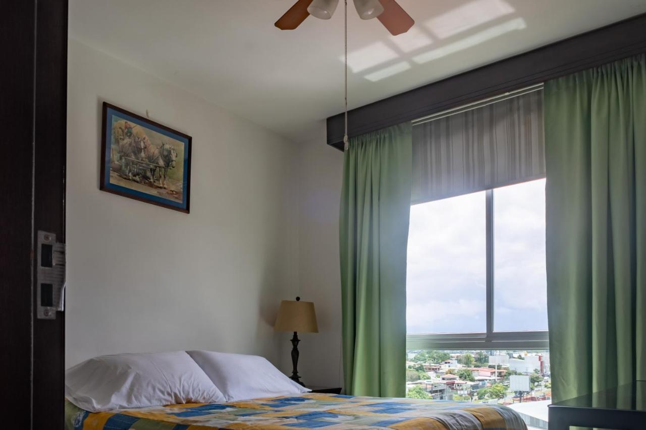 Apartment Lujoso Con Lavadora Y Secadora, S. Jose